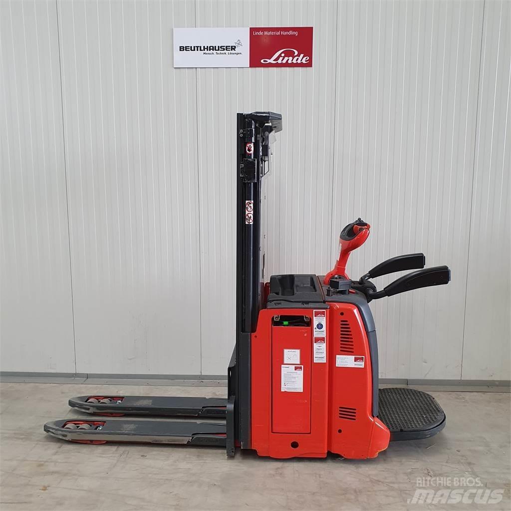 Linde D12AP 手推堆垛车