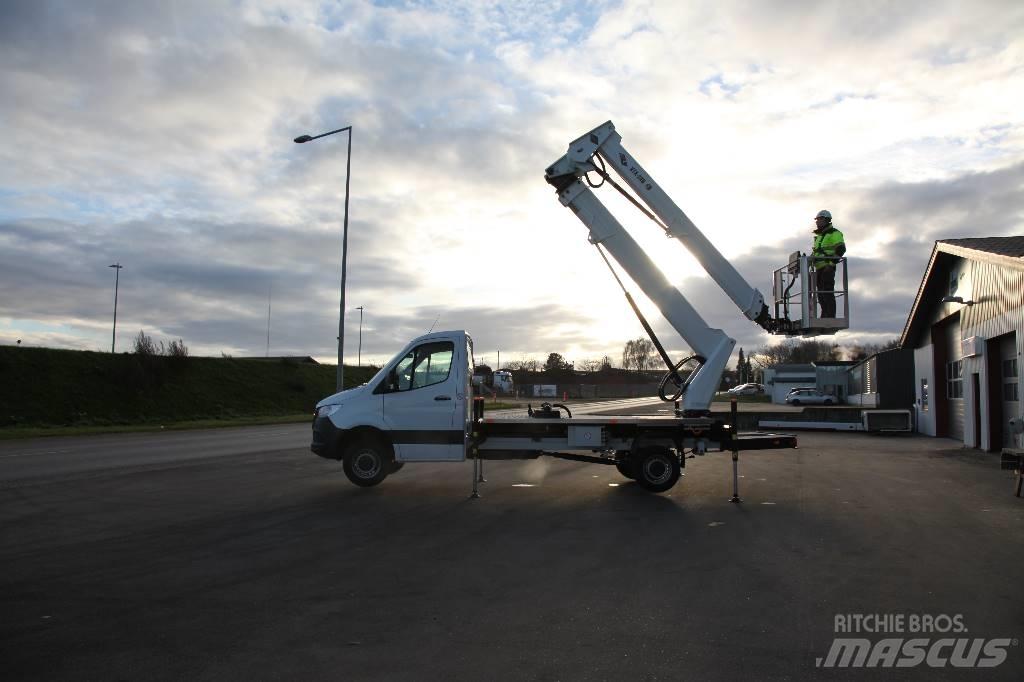 VERSALIFT VTX 240 G3 车载式高空作业车