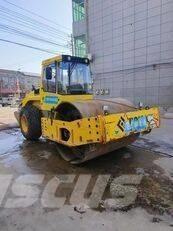 Bomag BW 220D-40 双轮压路机