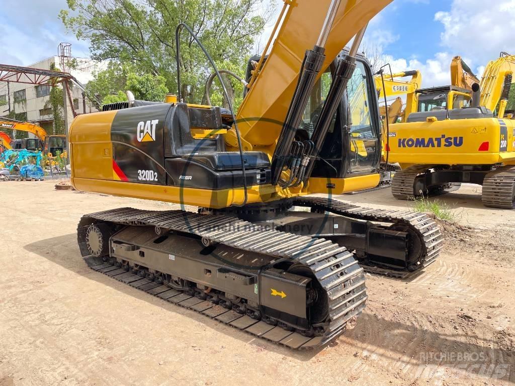 CAT 320 D 2 中型挖掘机