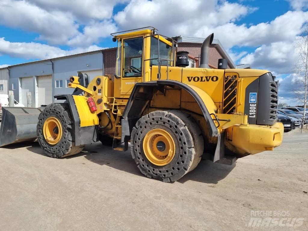 Volvo L 180 E 轮式装载机