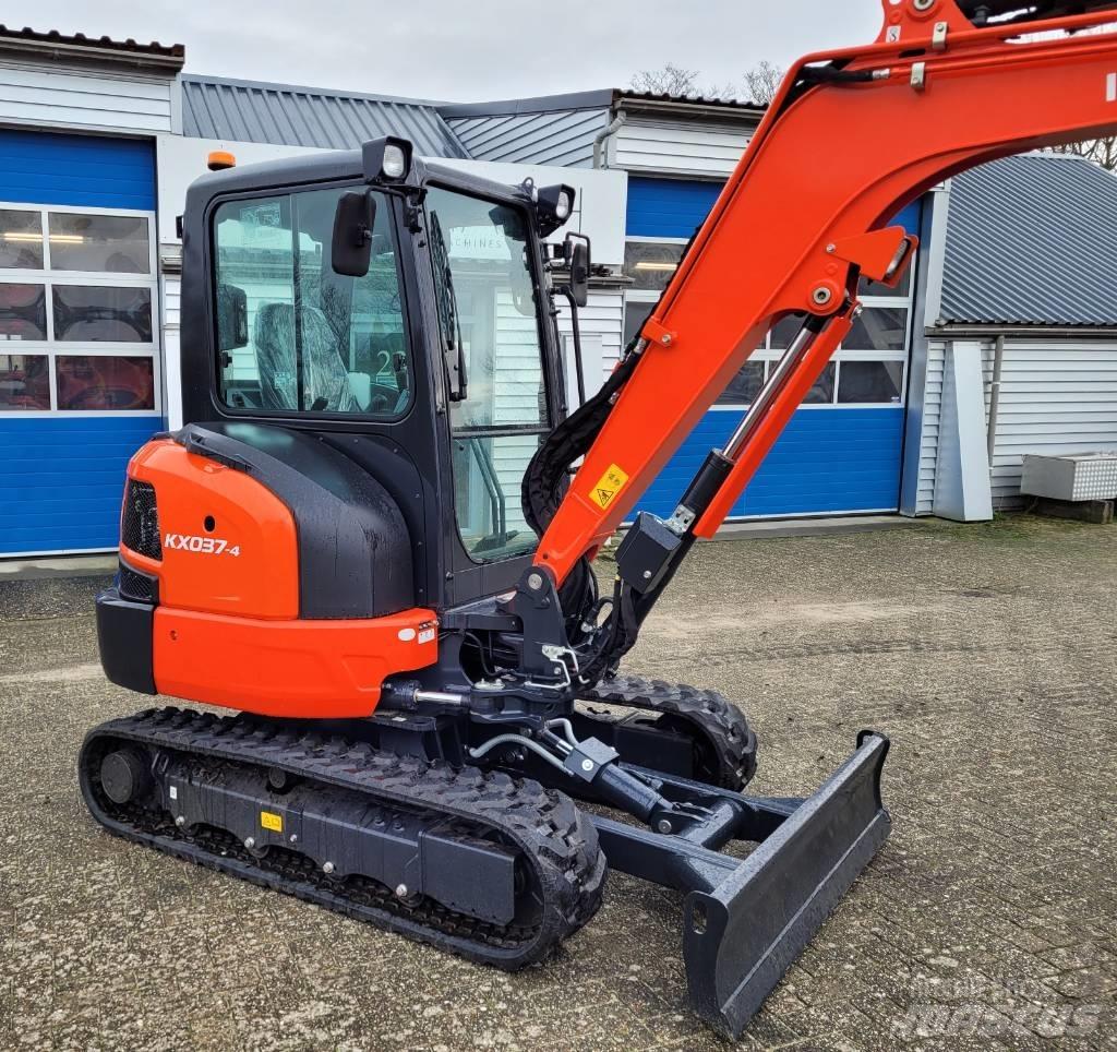 Kubota KX 037-4 小型挖掘机