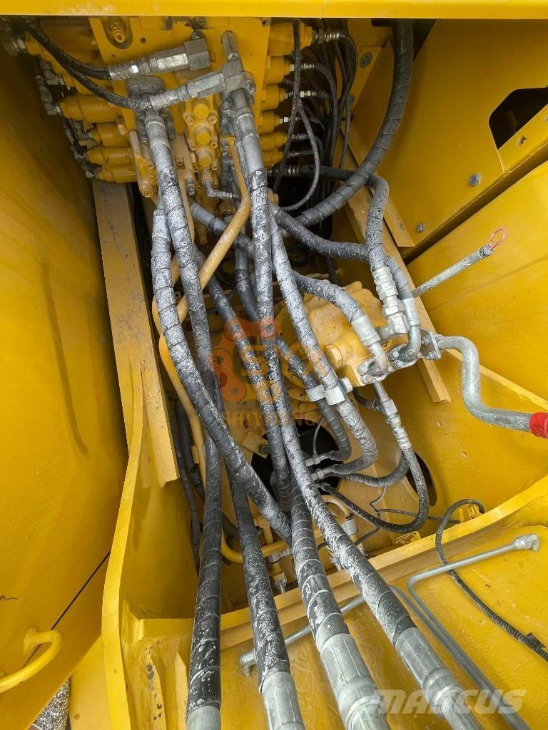 Komatsu PC 200-8 履带挖掘机