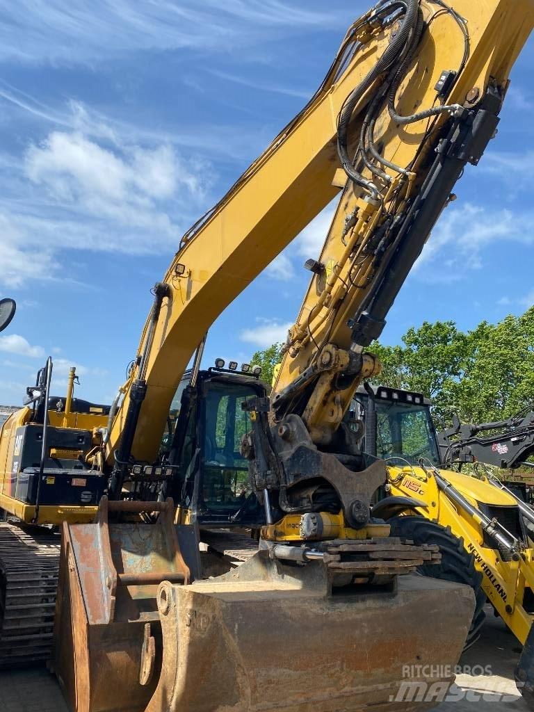 CAT 323 EL 履带挖掘机