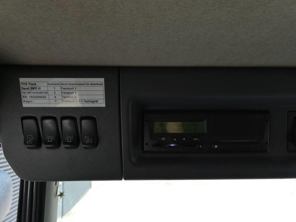 Scania P 450 起重车