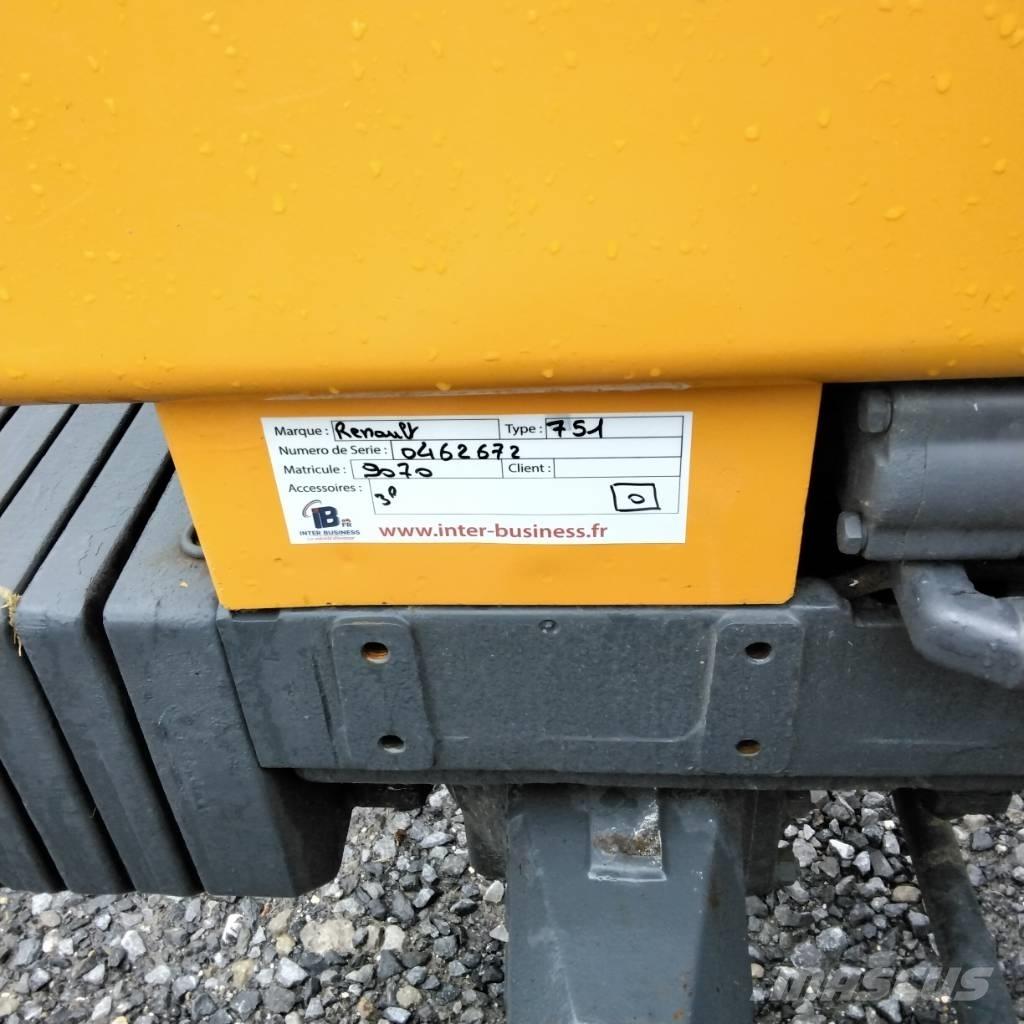 Renault 751 4s 拖拉机/农用车