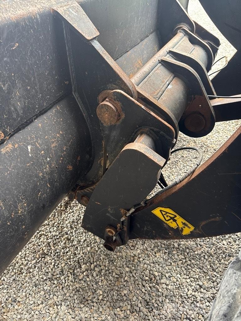 JCB 427 ZX 轮式装载机