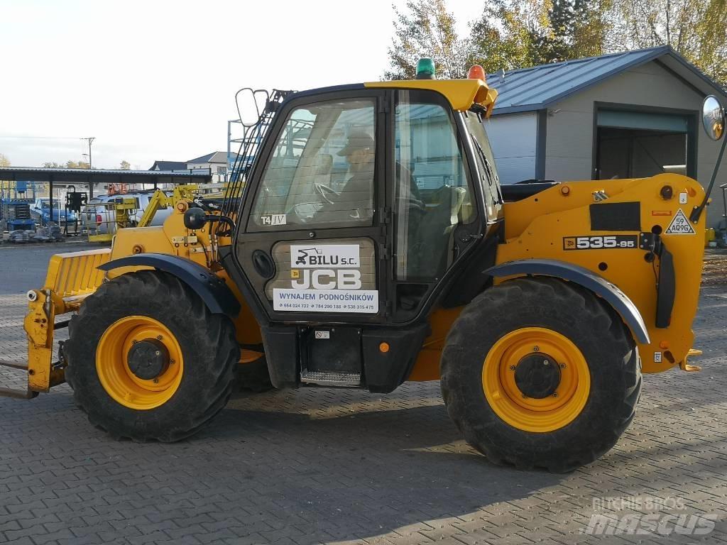 JCB 535-95 伸缩臂叉装车|叉装车