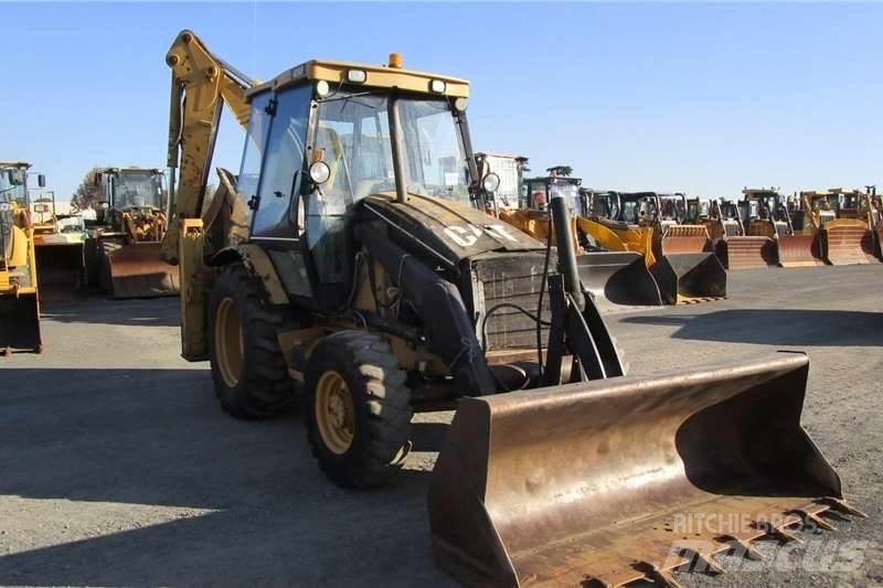 CAT 424D 反铲装载机