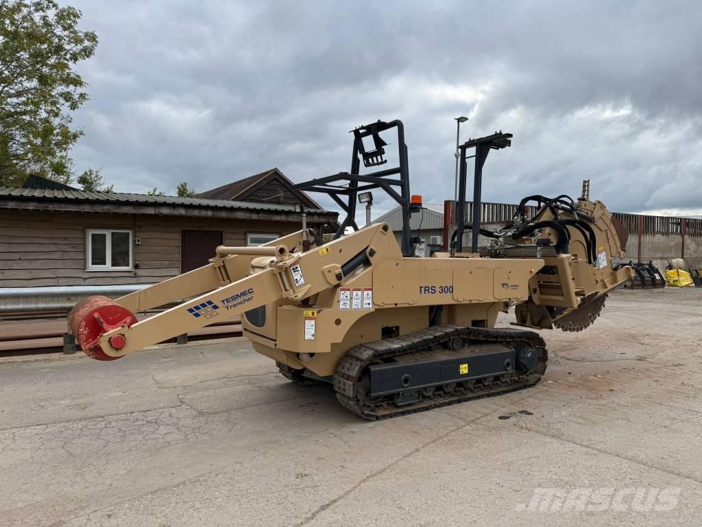 Tesmec TRS300 挖沟机