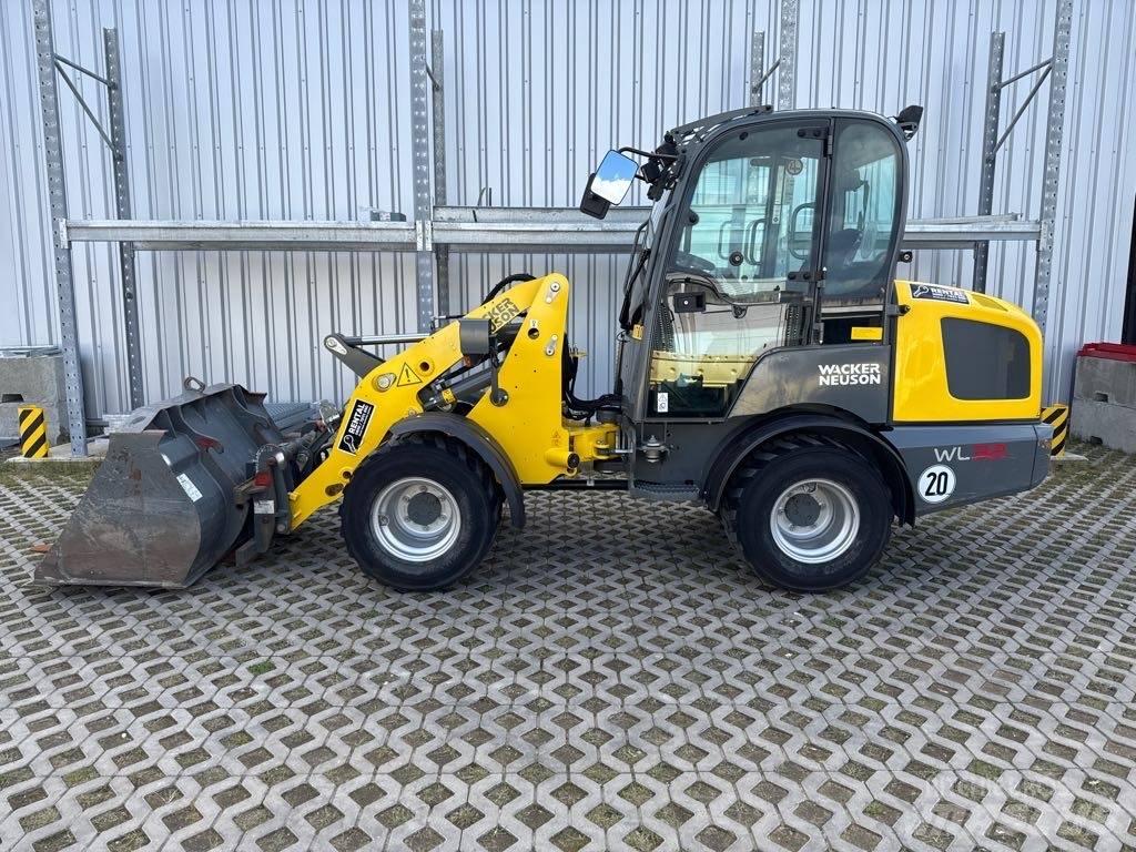 Wacker Neuson WL32 轮式装载机
