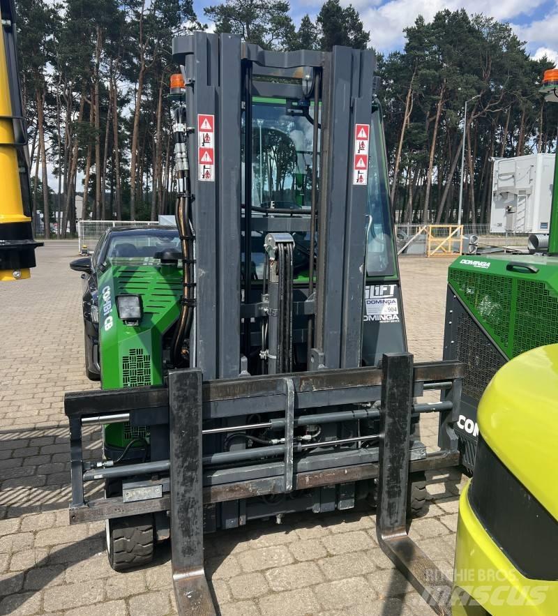 Combilift CB2500 四轮前移式叉车