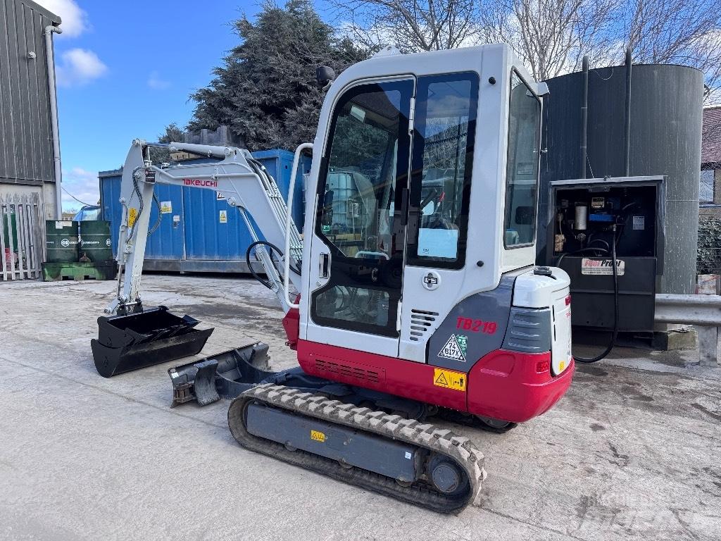 Takeuchi TB 219 小型挖掘机