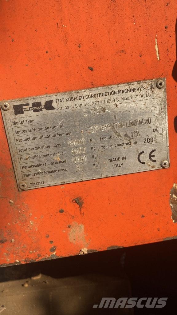 Fiat-Kobelco E 175 W 轮式挖掘机