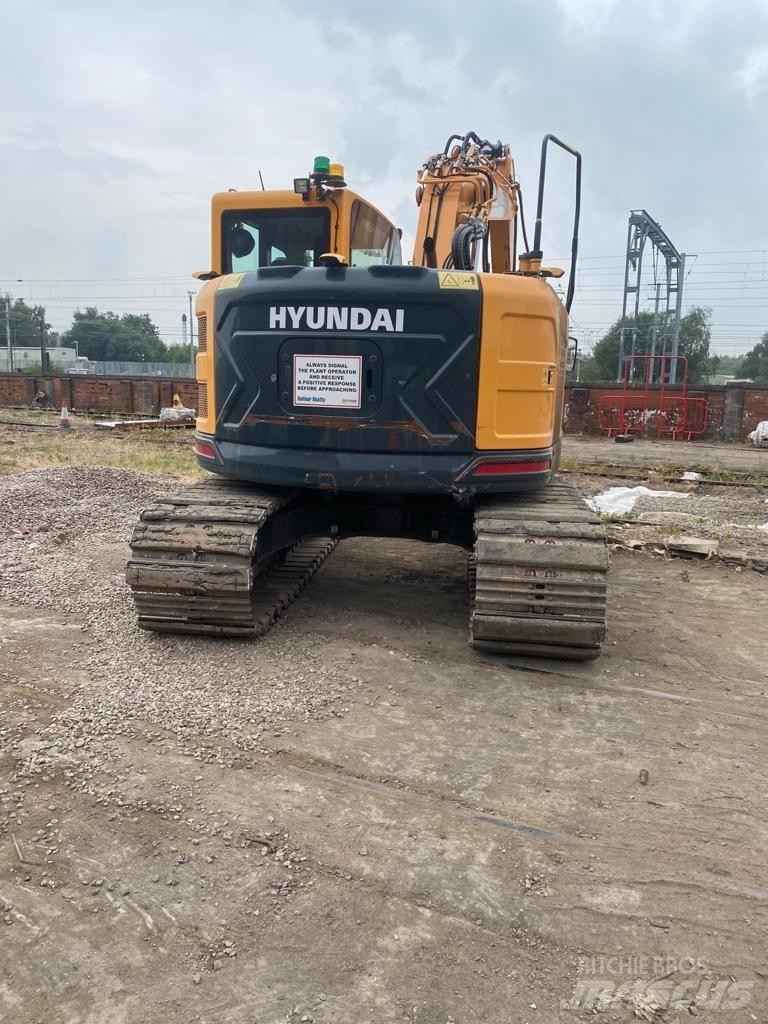 Hyundai HX130LCR 履带挖掘机