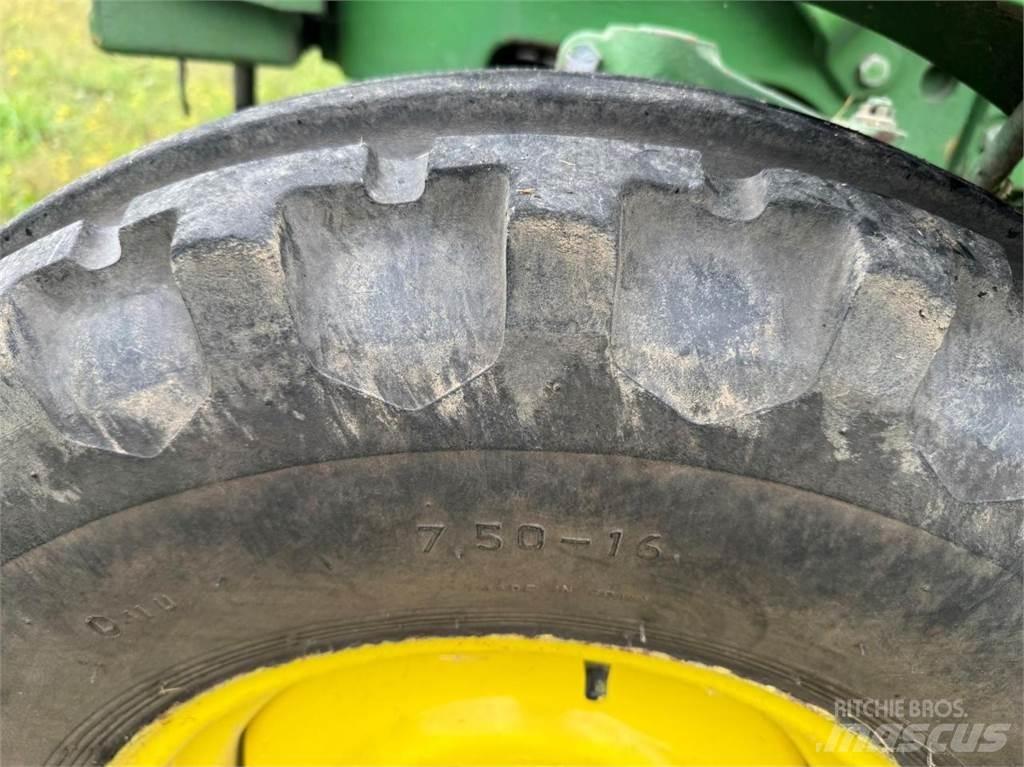 John Deere 1040 S 拖拉机/农用车