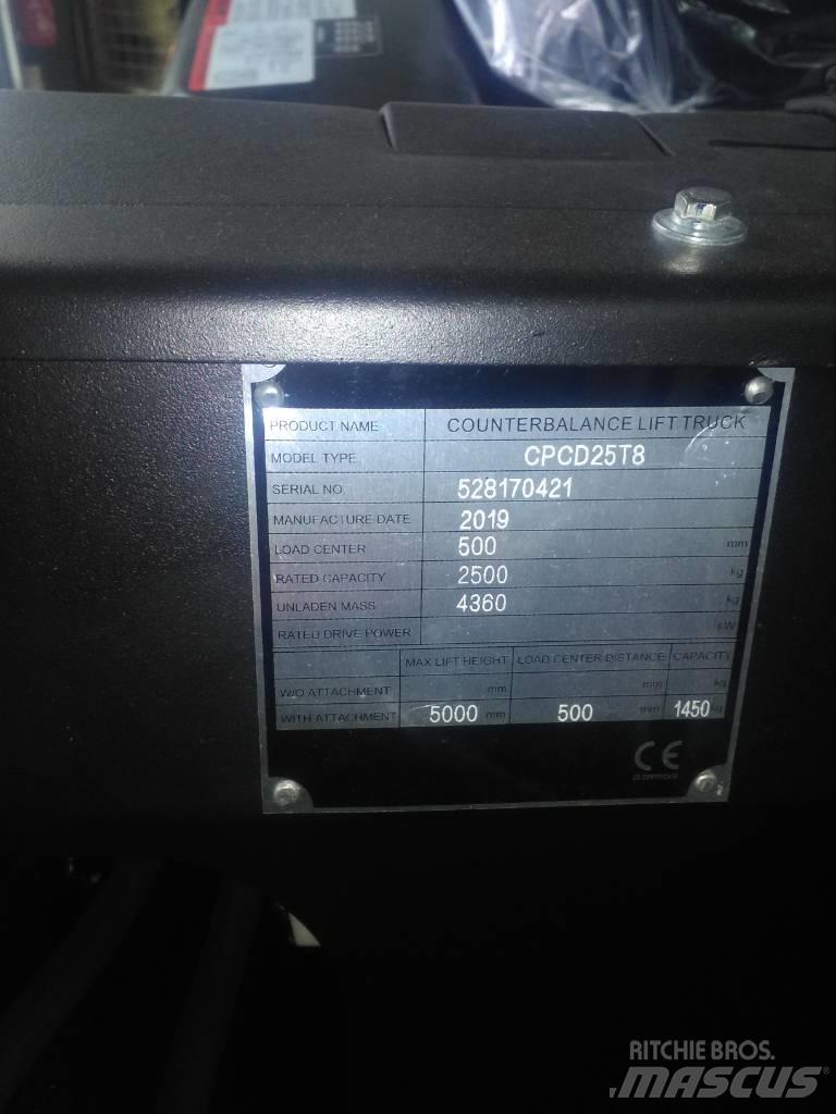  MB CPCD25T8-S4S 柴油叉车