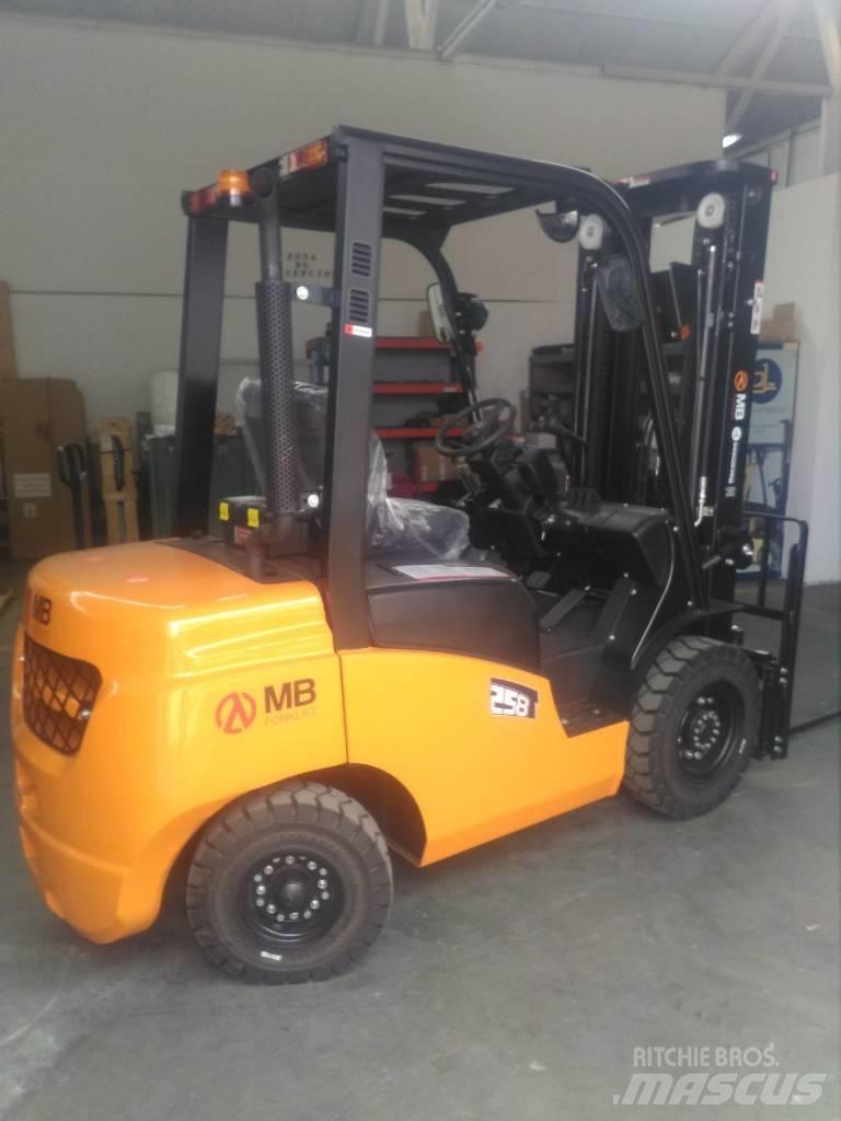  MB CPCD25T8-S4S 柴油叉车