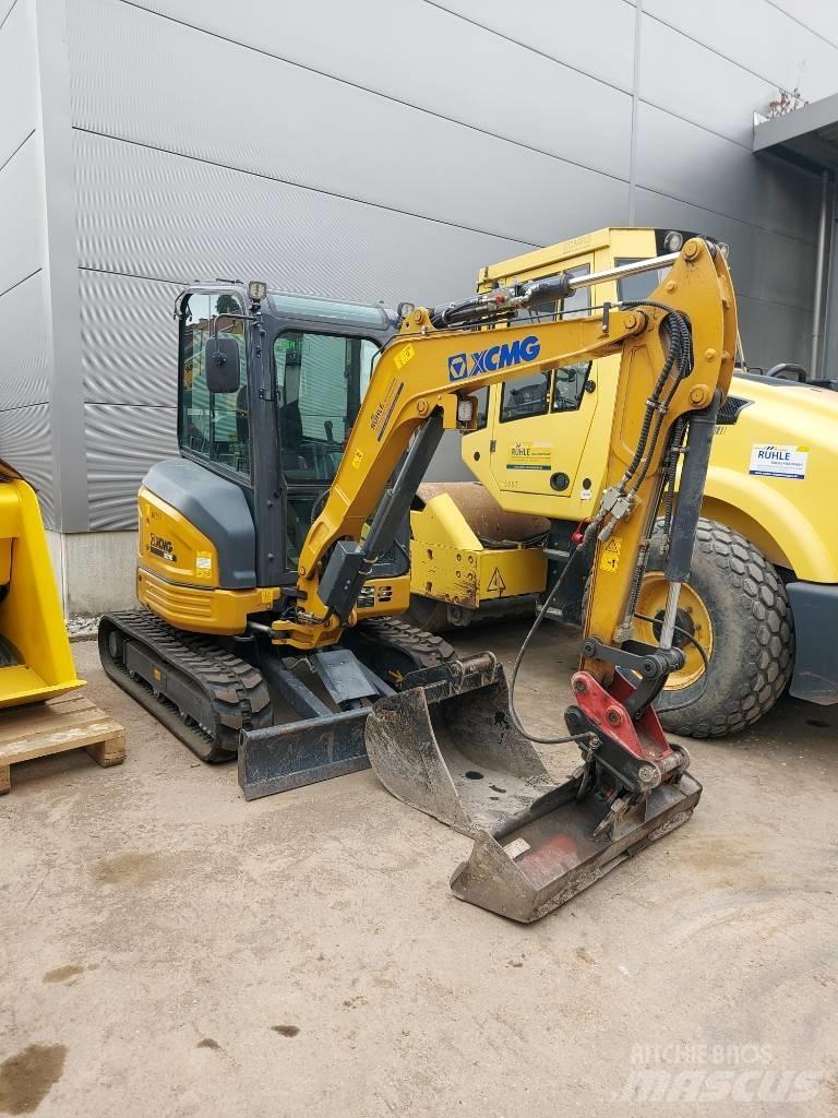 XCMG XE 27 E 小型挖掘机