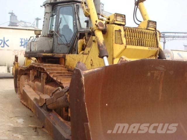 Komatsu d155a-2 履带式推土机