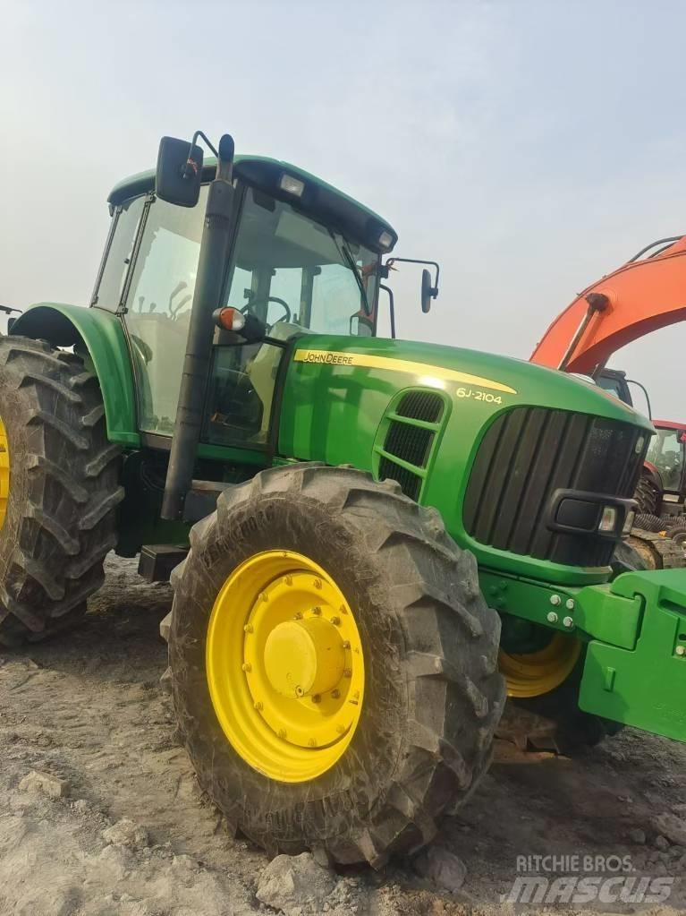 John Deere 6J-2104 拖拉机/农用车
