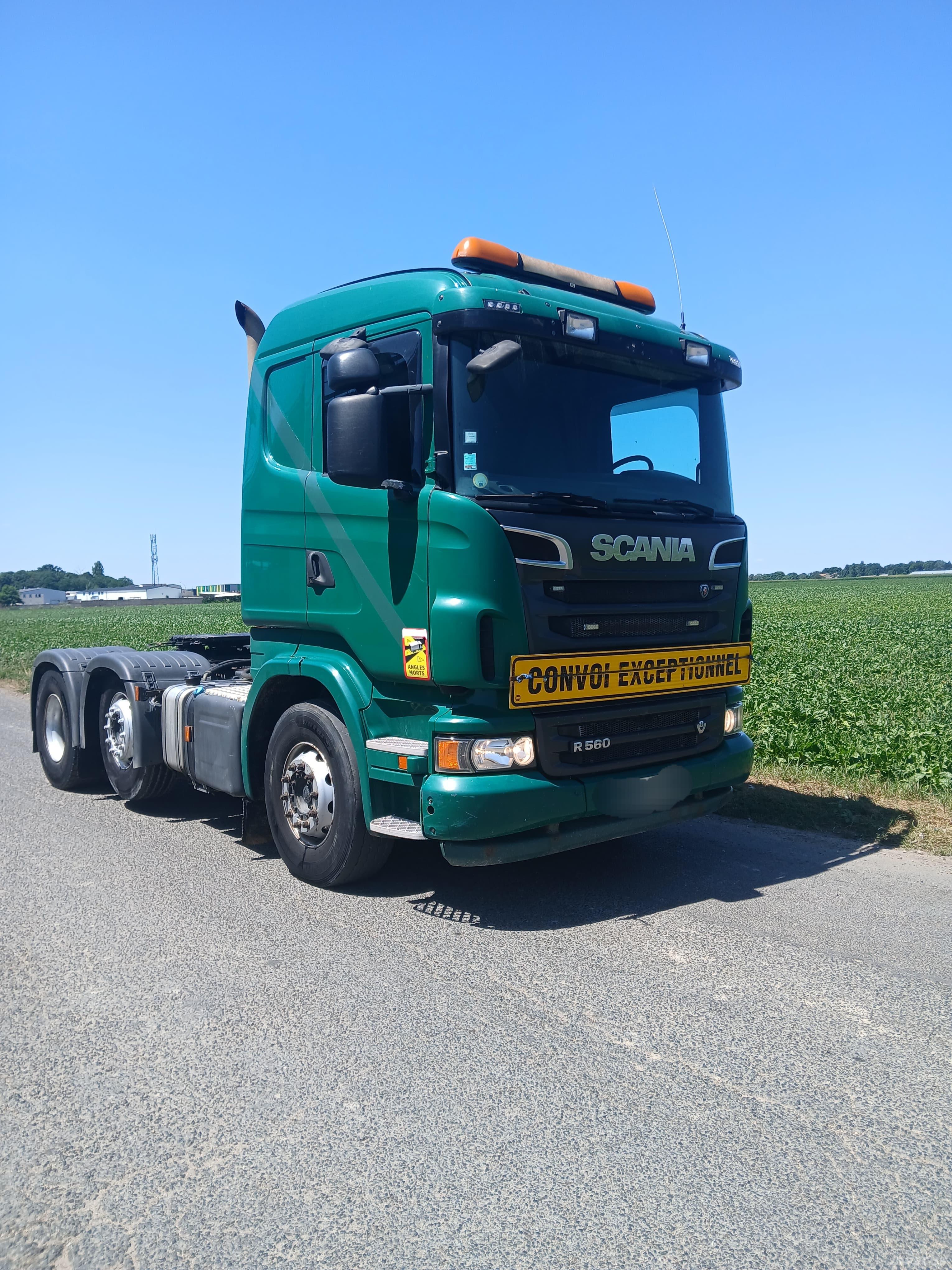 Scania R 560 牵引车