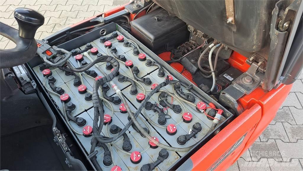 Linde E16C 电动叉车