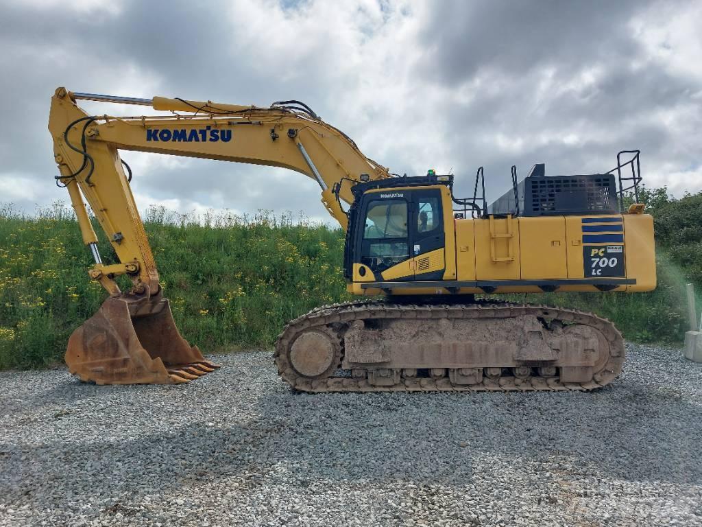 Komatsu PC700LC-11 履带挖掘机