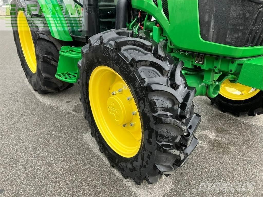 John Deere 5067E 拖拉机/农用车