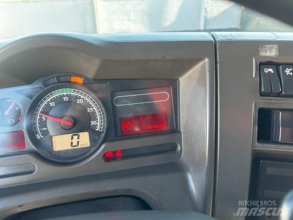 Renault 280 起重车