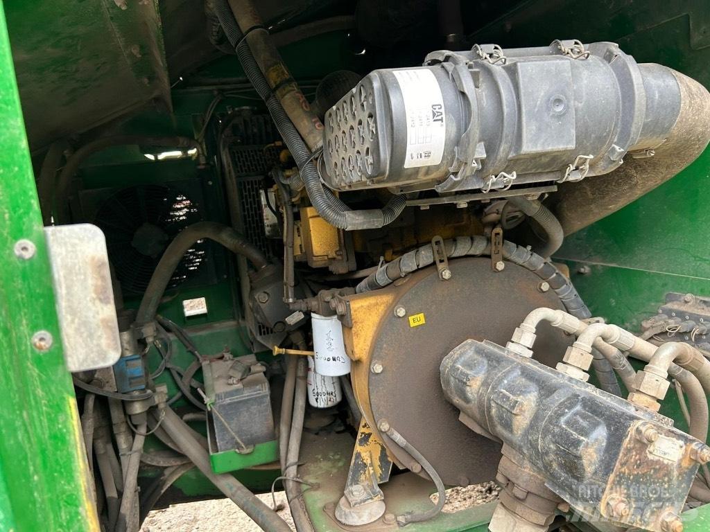 McCloskey R155 移动式筛分机