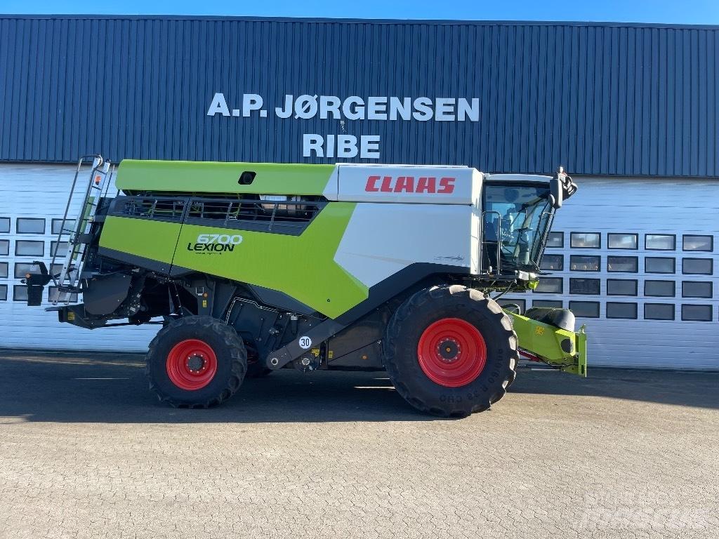 CLAAS Lexion 6700 联合收割机