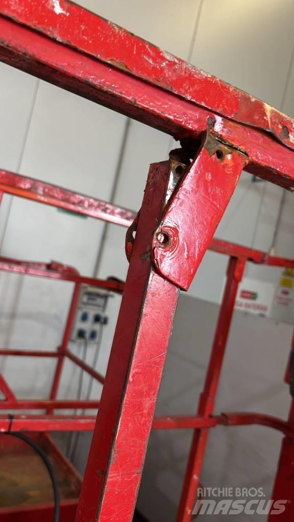 JLG 2030 ES 剪叉式升降机
