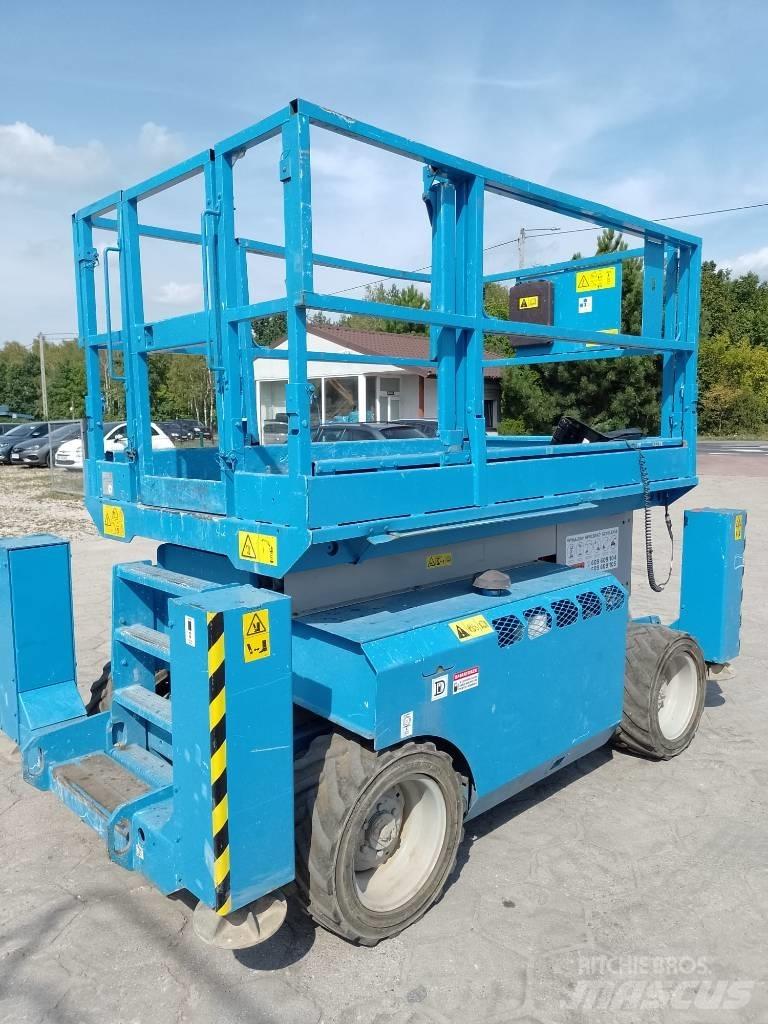 Genie GS 3268 RT 剪叉式升降机