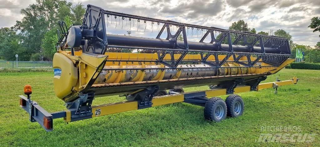 New Holland CX6.90 联合收割机