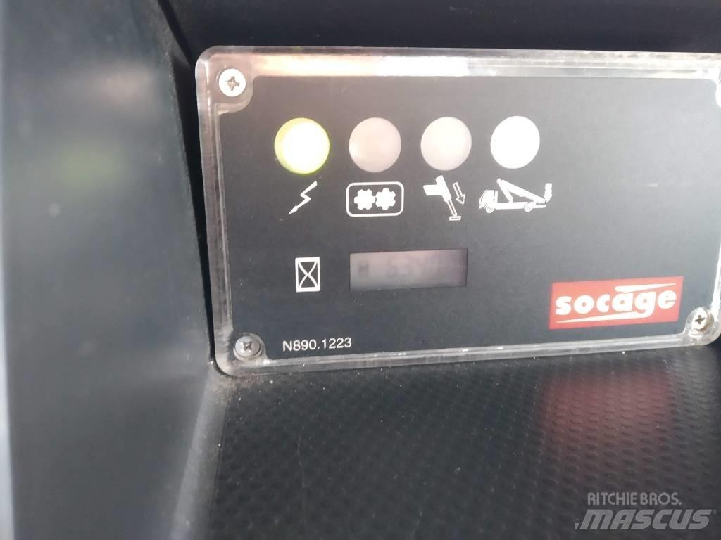 Socage APACHE DA22 车载式高空作业车