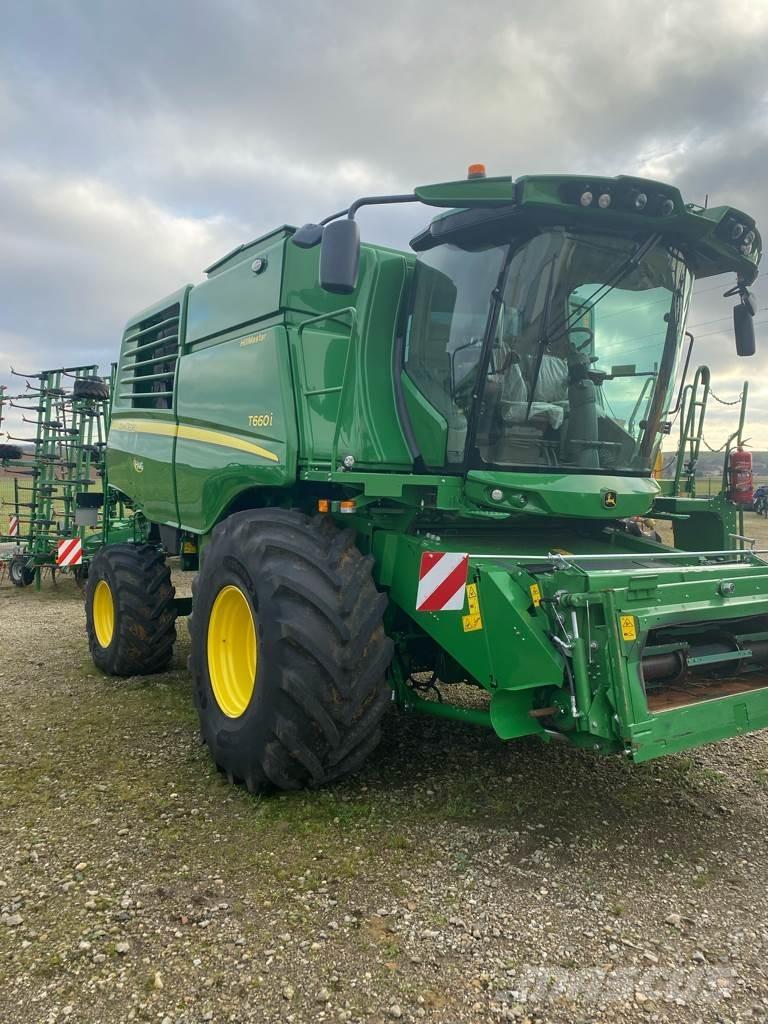John Deere T 660 I 联合收割机