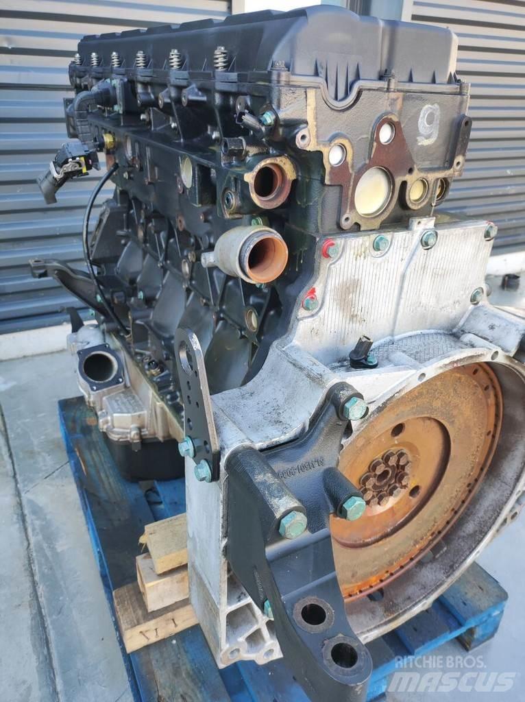 MAN D2066 400 hp 发动机