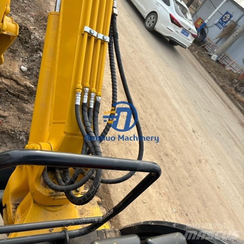 Komatsu PC35MR 小型挖掘机