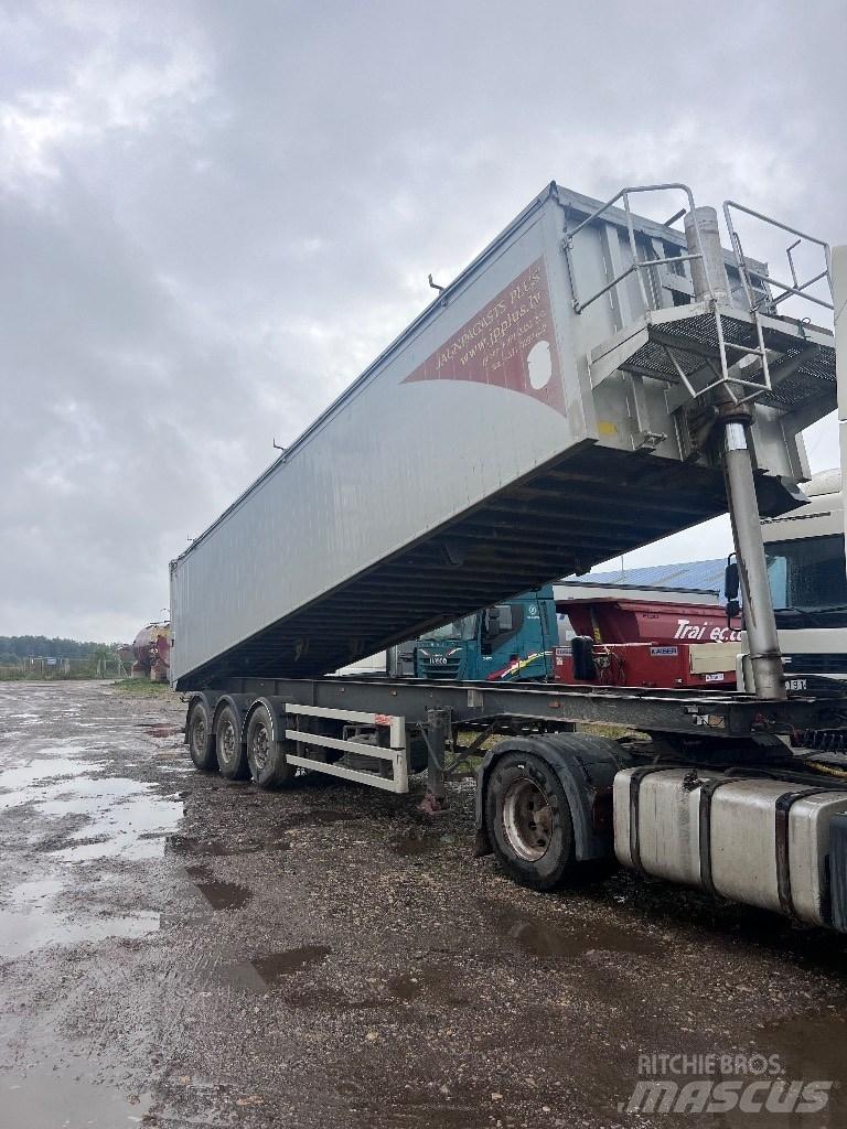 Wielton 45M3 粮食车