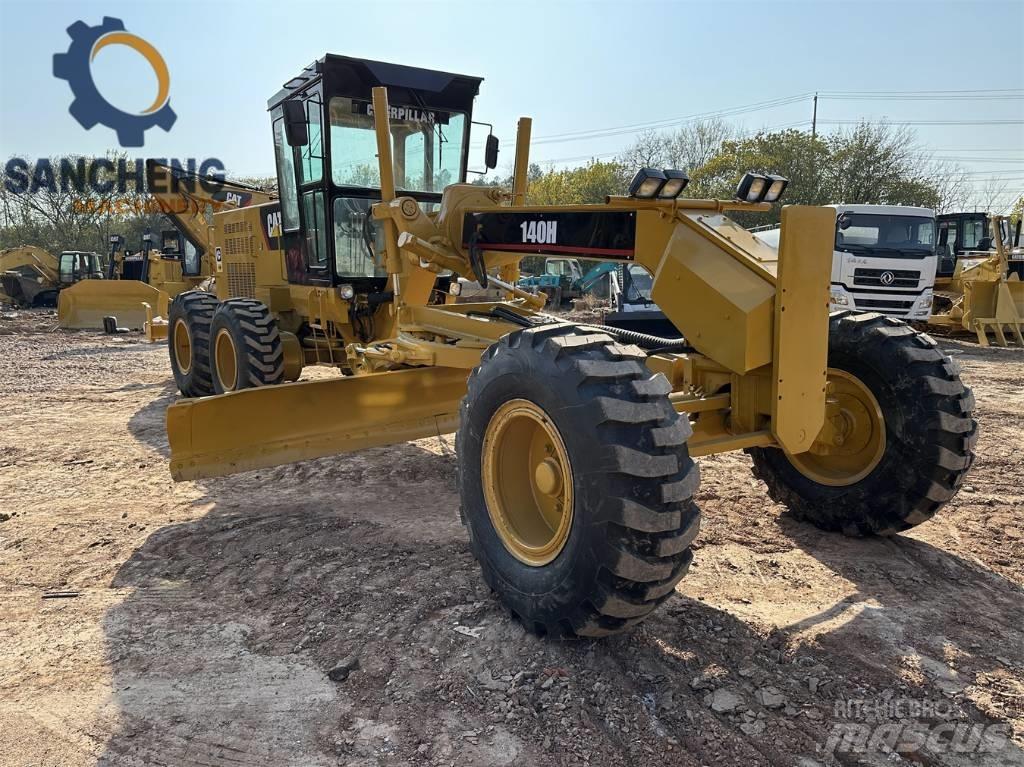 CAT 140 H 平地机/推土机