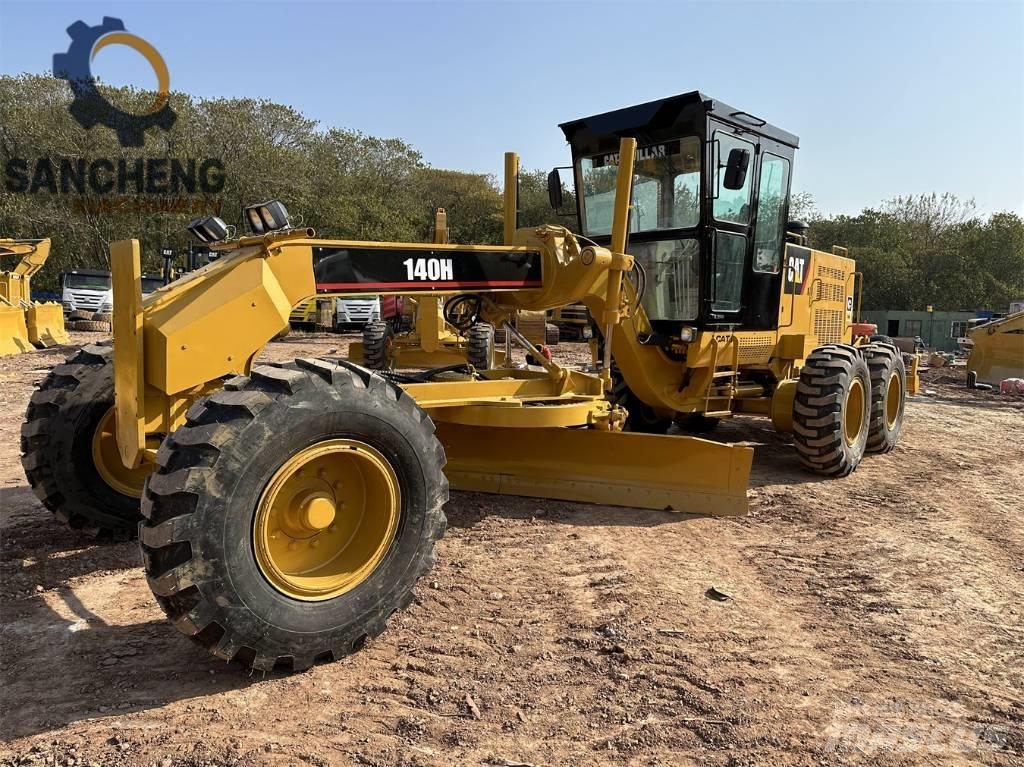 CAT 140 H 平地机/推土机