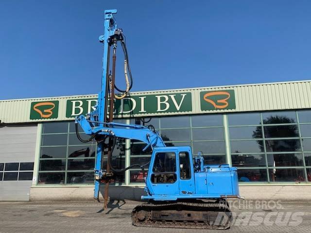 Hitachi EX 100 履带挖掘机