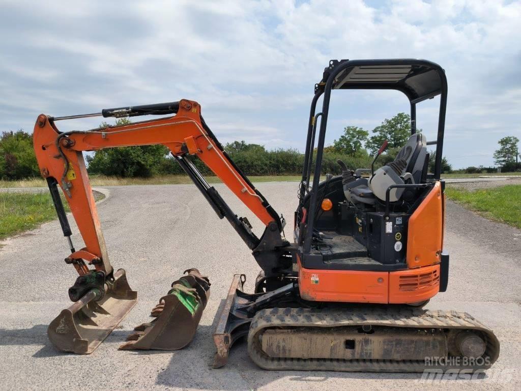 Hitachi ZX 26 U-5 A 小型挖掘机