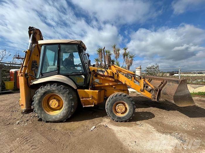 JCB 3CX 反铲装载机