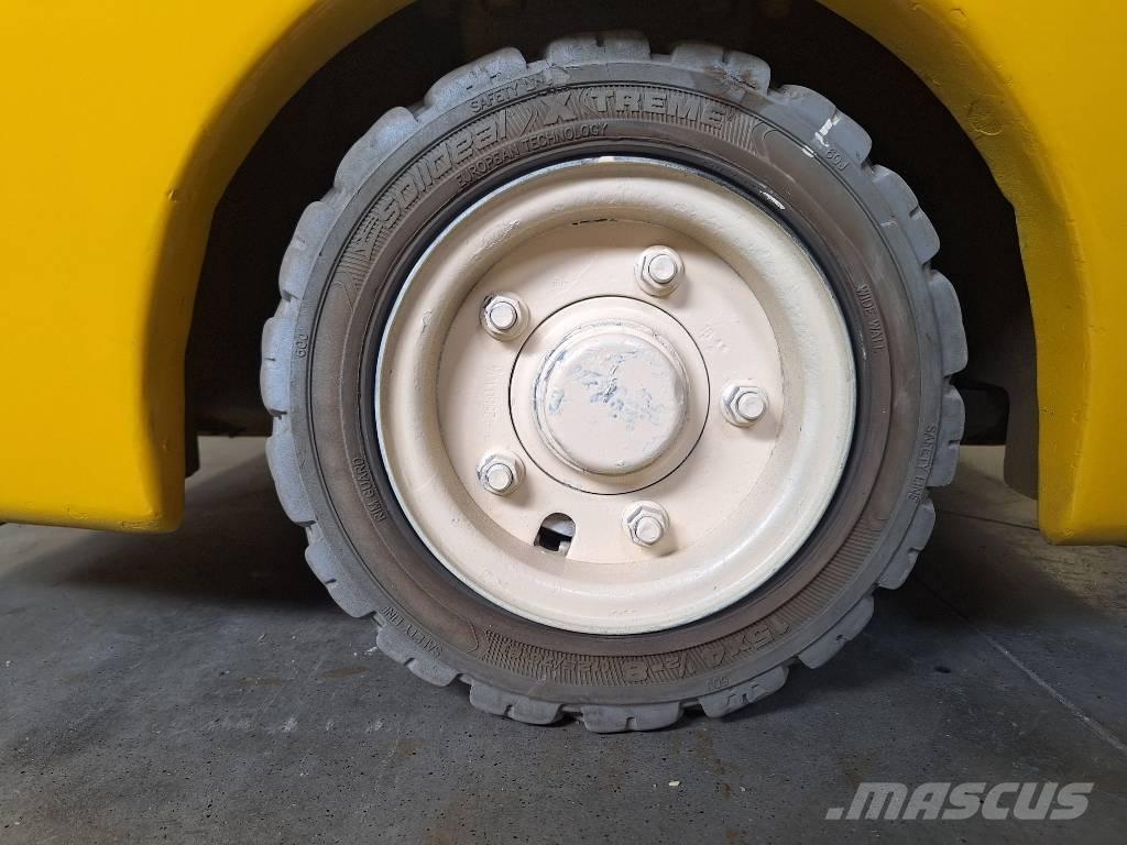 Yale ERP 16 VT 电动叉车
