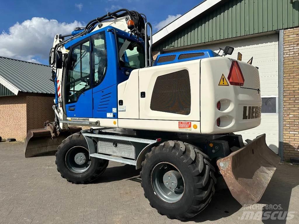 Liebherr A914 轮式挖掘机