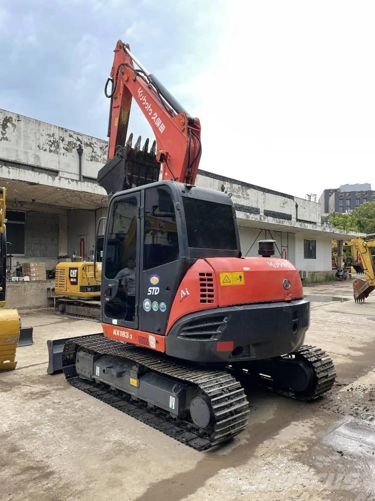 Kubota KX183-3 中型挖掘机
