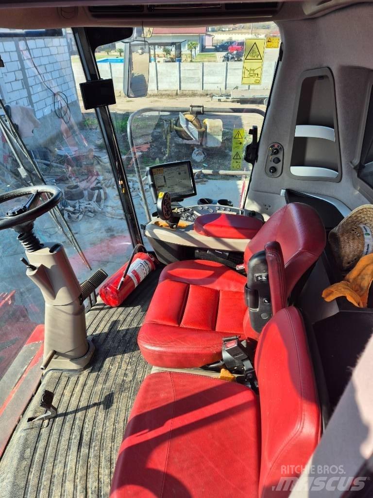 Case IH 9230 联合收割机