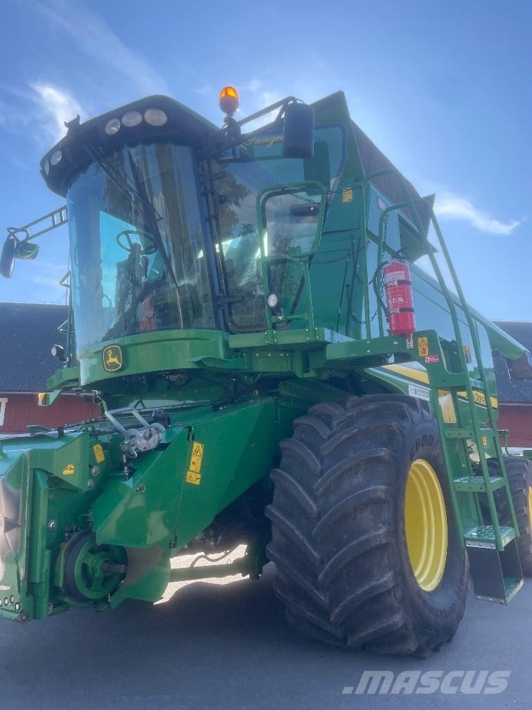 John Deere T670 联合收割机